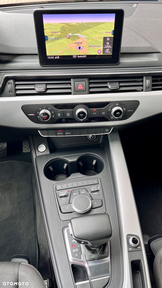 Audi A4 Limousine 2.0 TDI S tronic design - 37