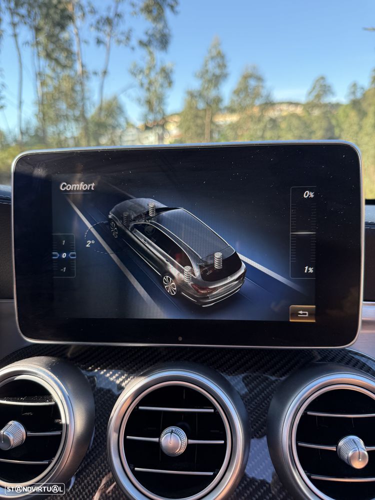 Mercedes-Benz C 300 h AMG Line - 40