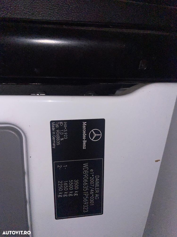 Mercedes-Benz Sprinter 319 CDI - 13