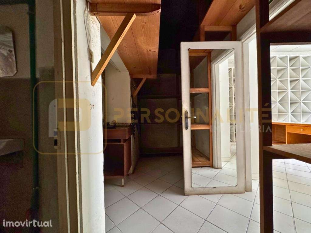 Loja no Centro Histórico de Guimarães - Grande imagem: 4/8