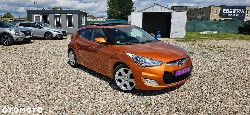 Hyundai Veloster - 2