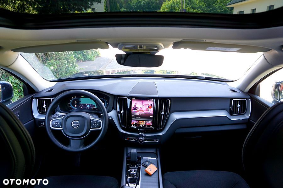 Volvo XC 60 B4 D Geartronic Momentum Pro - 29