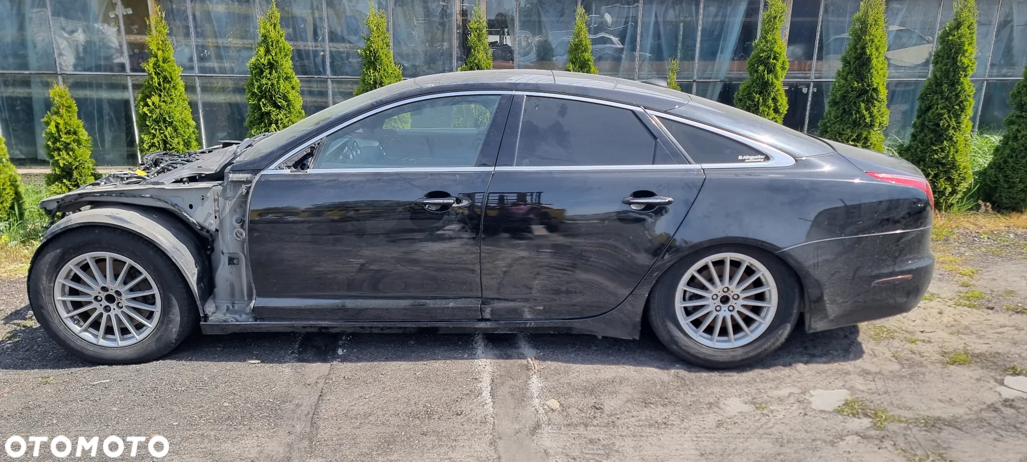 Jaguar XJ 3.0 D V6 LWB Premium Luxury - 9