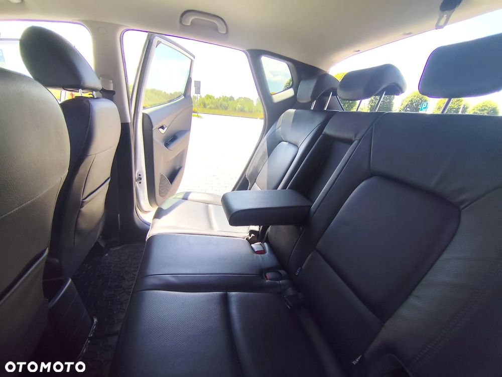 Hyundai ix20 1.6 Premium - 24