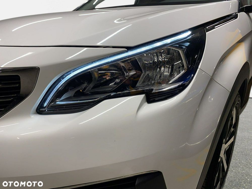 Peugeot 5008 - 10