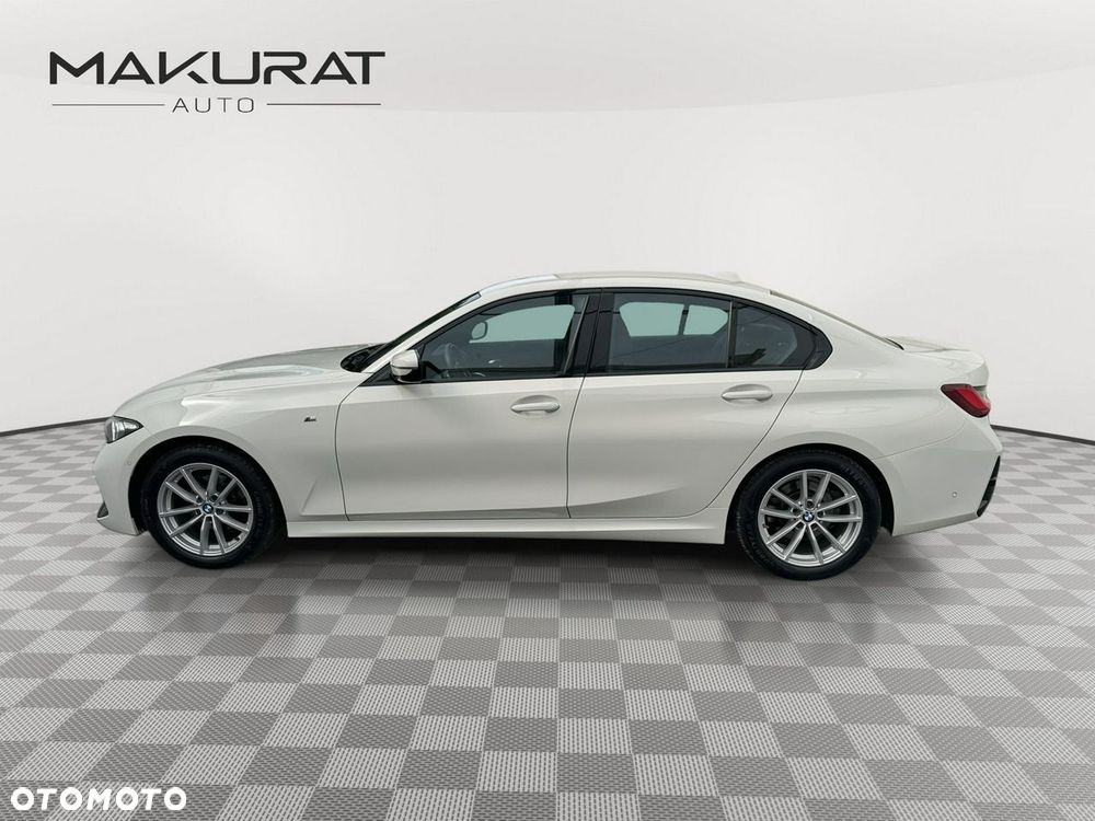 BMW Seria 3 318i M Sport - 10