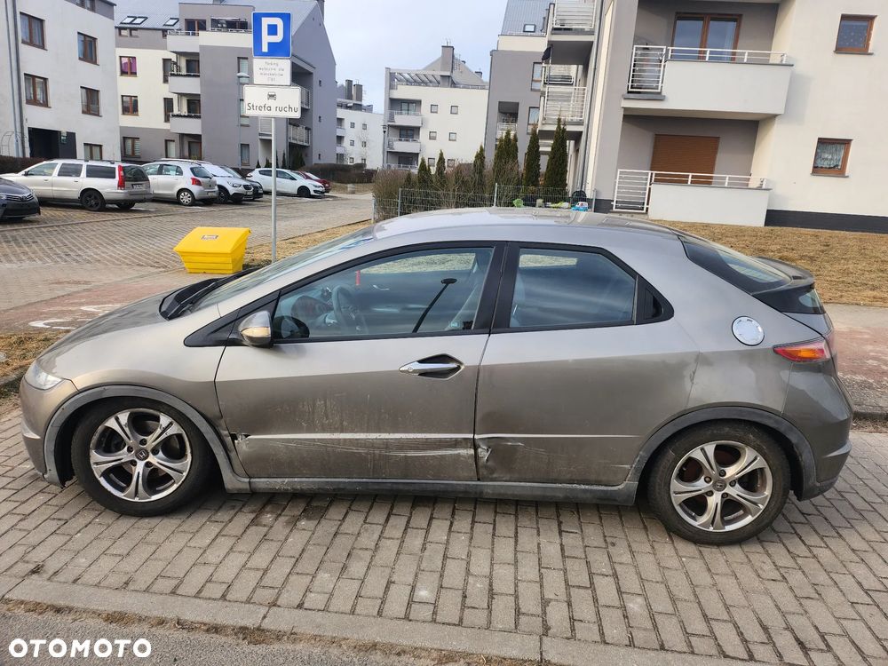 Honda Civic 1.8 Comfort - 4