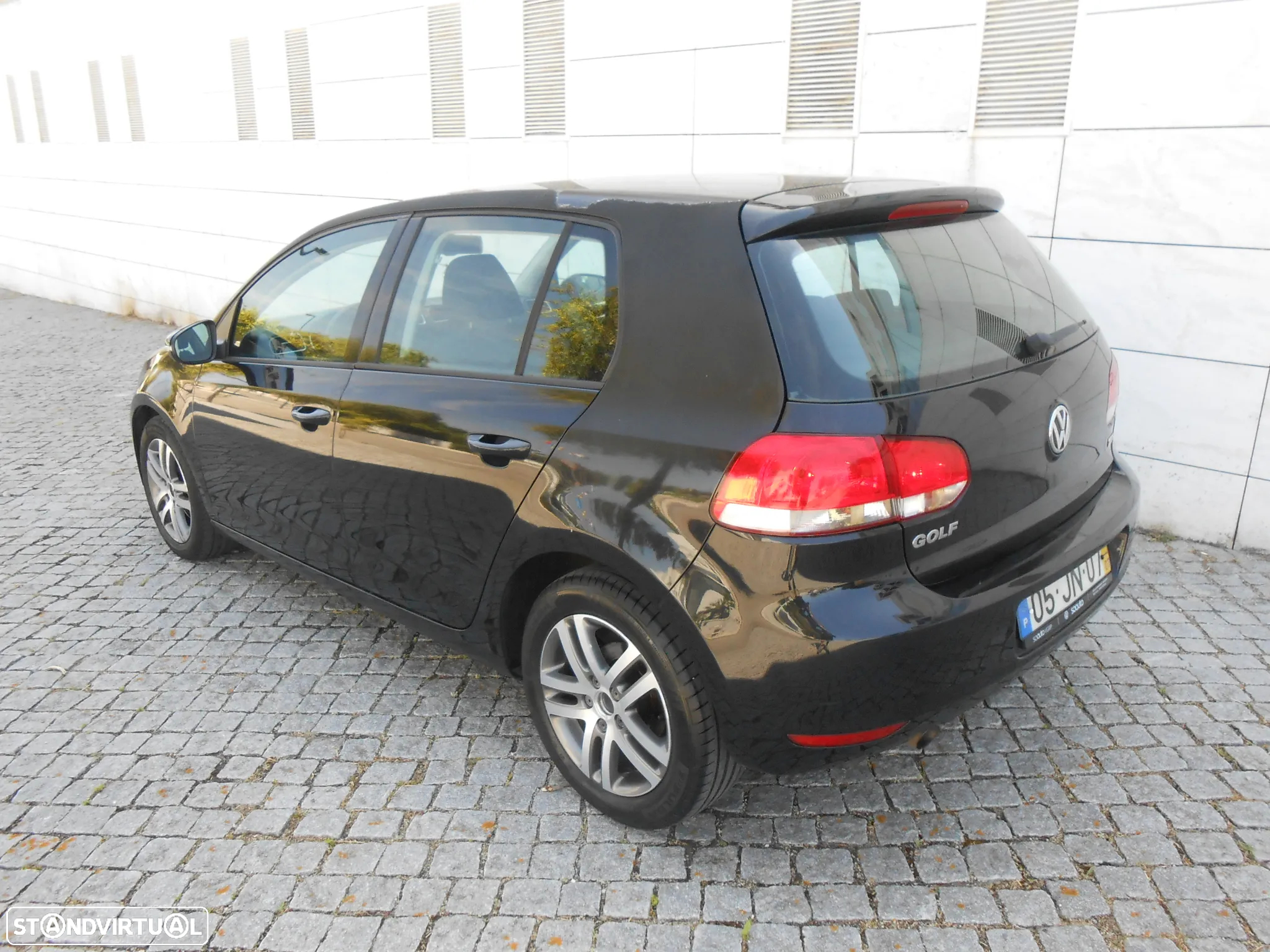 VW Golf 1.6 TDi Confortline - 9