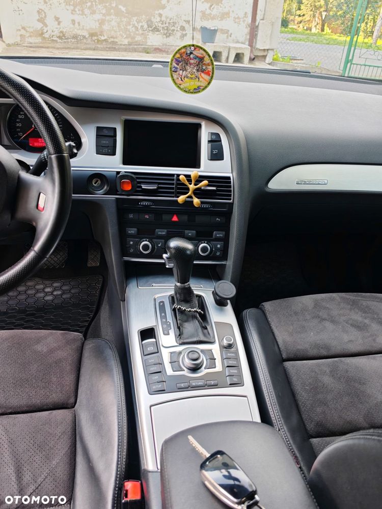 Audi A6 Avant - 4