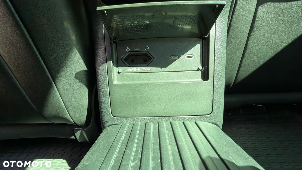 Skoda Superb 2.0 TDI SCR 4x4 Sportline DSG - 29