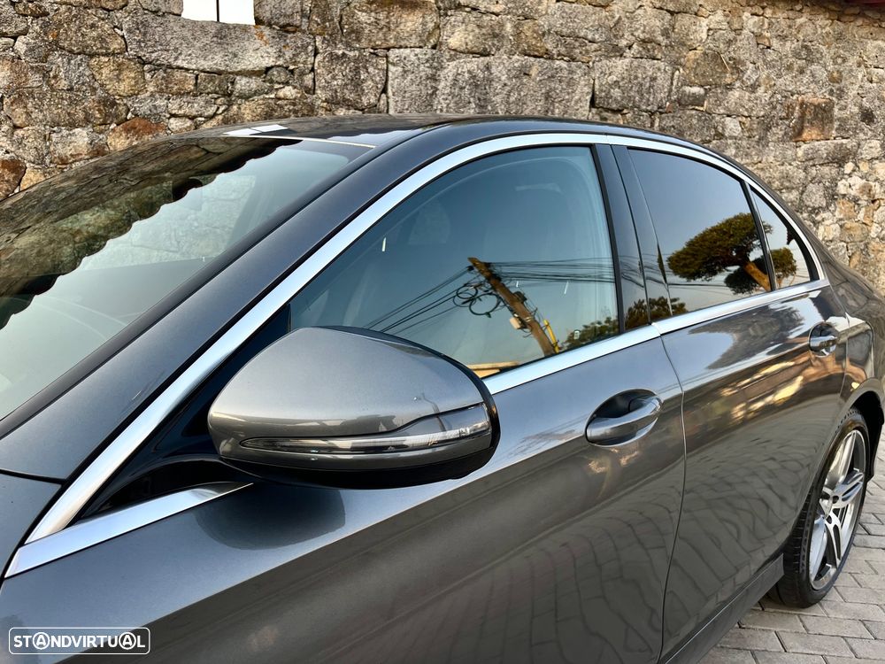Mercedes-Benz E 220 d AMG Line - 16