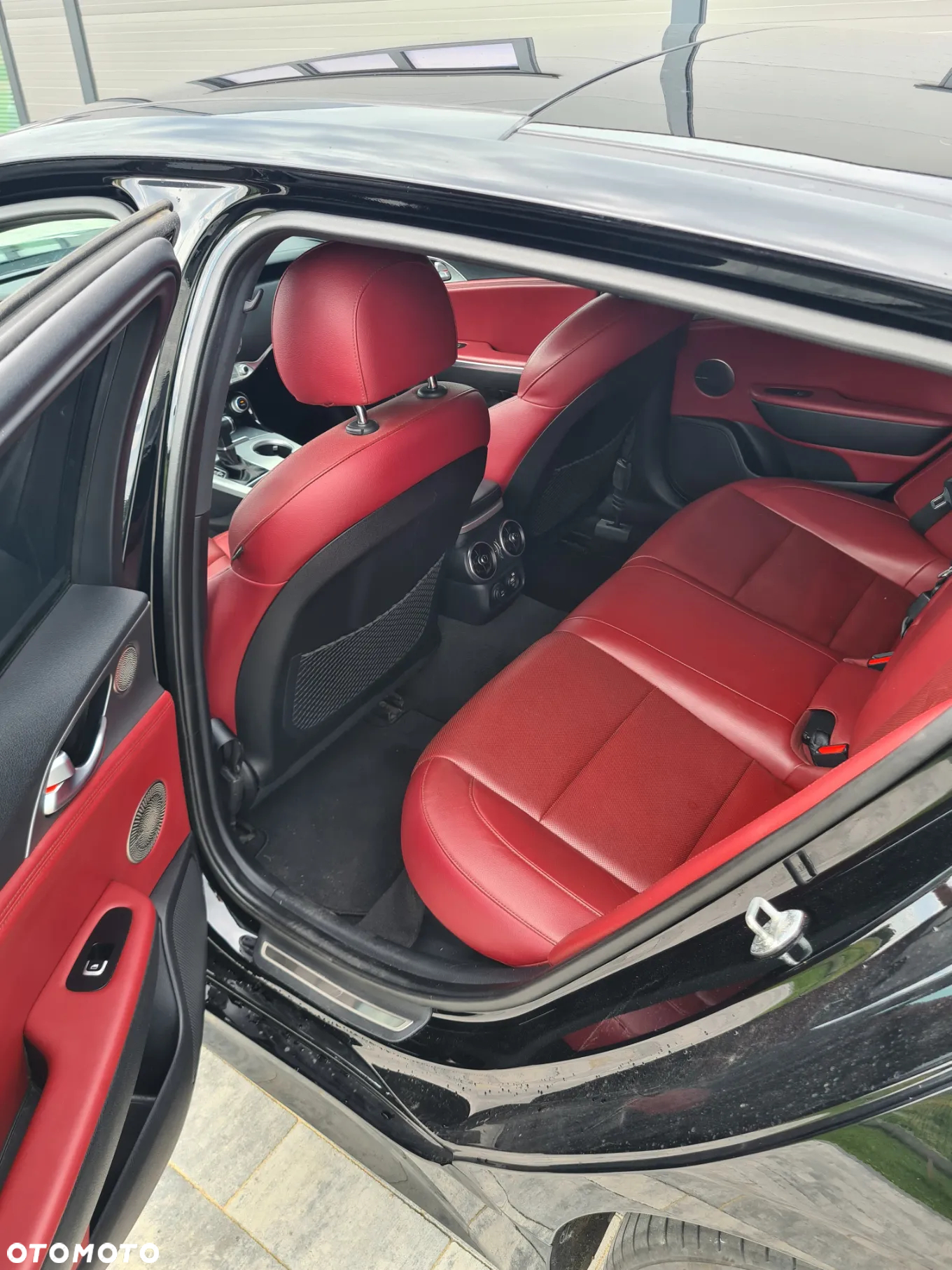 Kia Stinger 3.3 T-GDI AWD GT - 10