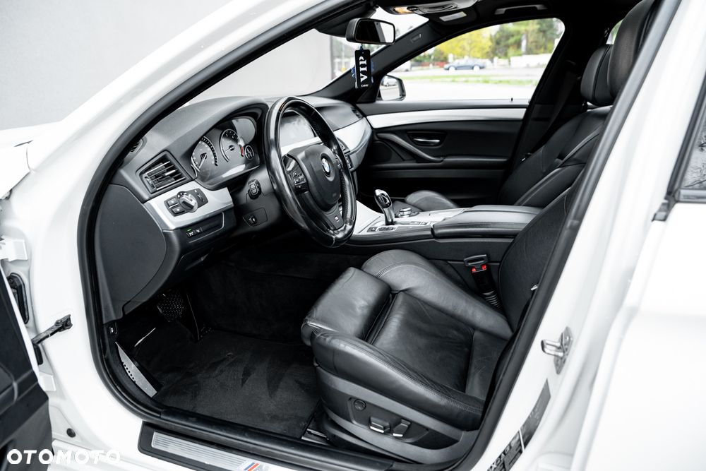 BMW Seria 5 535d xDrive Sport-Aut - 17