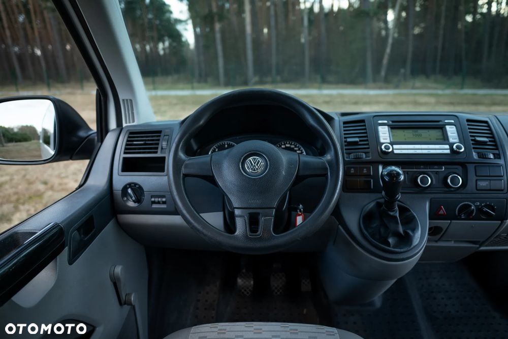 Volkswagen T5 - 21