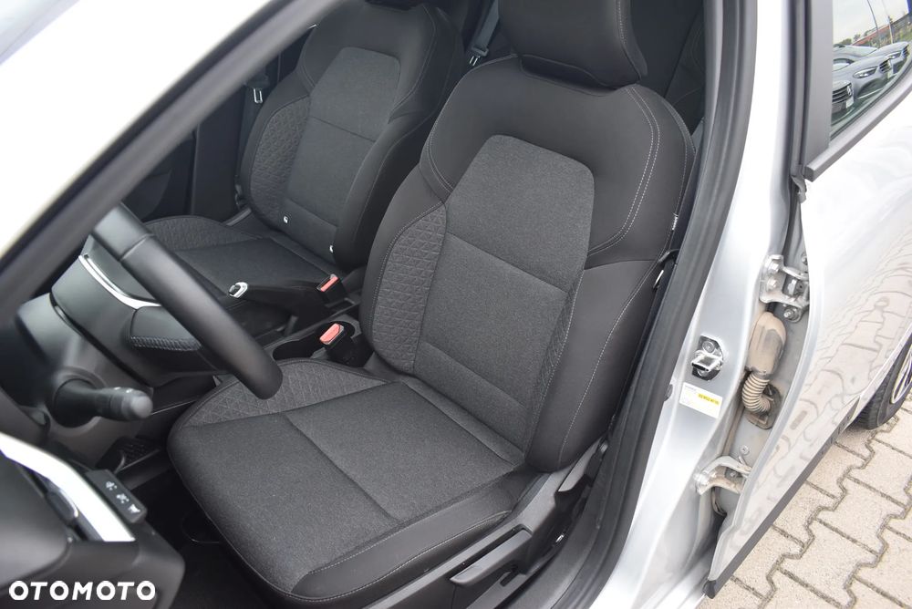 Renault Clio 1.0 TCe Equilibre - 11