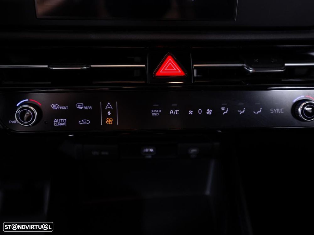 Kia Niro EV 64kWh Drive - 18