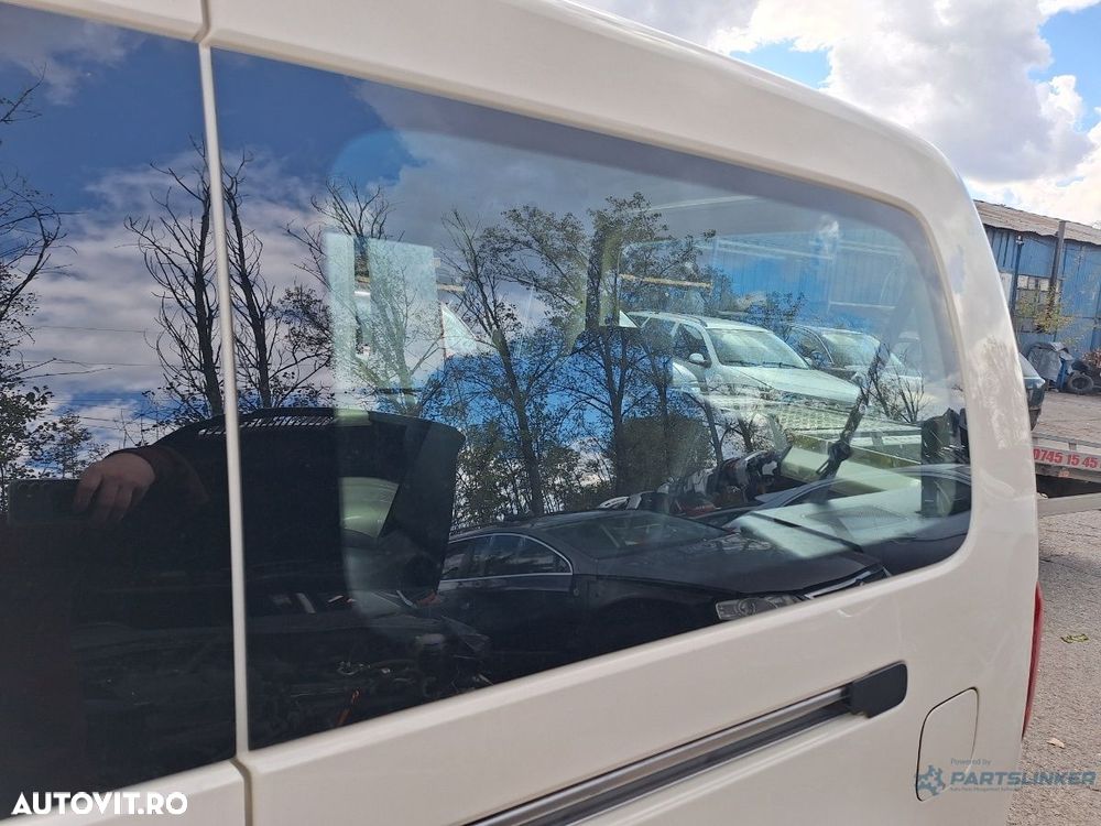 Geam lateral spate stanga VOLKSWAGEN CADDY MAXI IV Estate SAB, SAJ 2015 - 2020 - 2