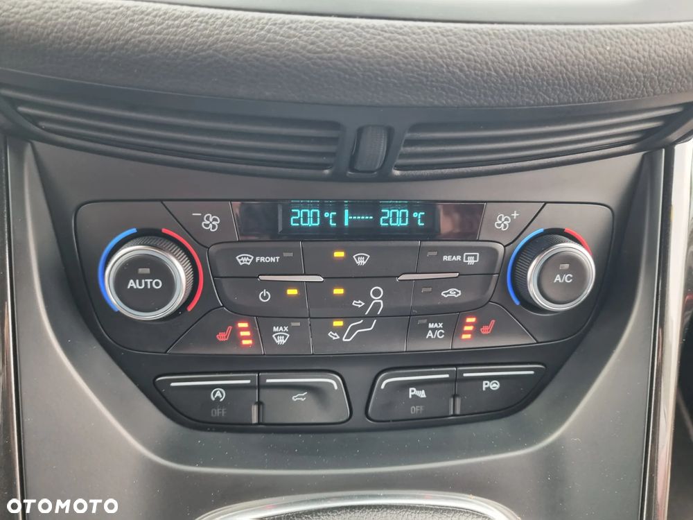 Ford Kuga 1.5 EcoBoost 2x4 ST-Line - 18