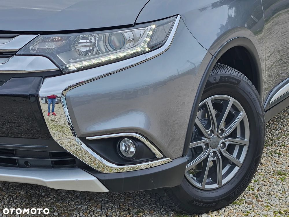 Mitsubishi Outlander 2.0 2WD Diamant - 19