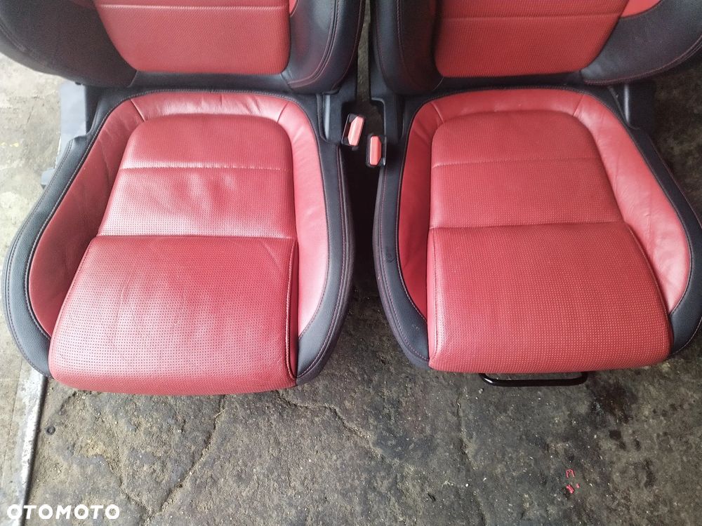 Fotele jaguar xe x760 R Sport - 4