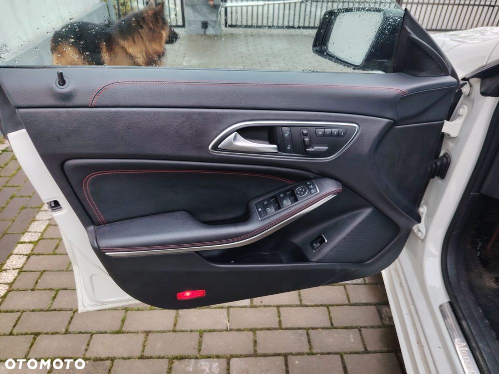 Mercedes-Benz CLA 220 d 7G-DCT AMG Line - 18