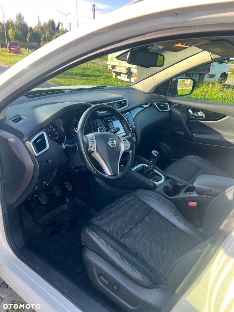 Nissan Qashqai 1.6 DIG-T Tekna - 11