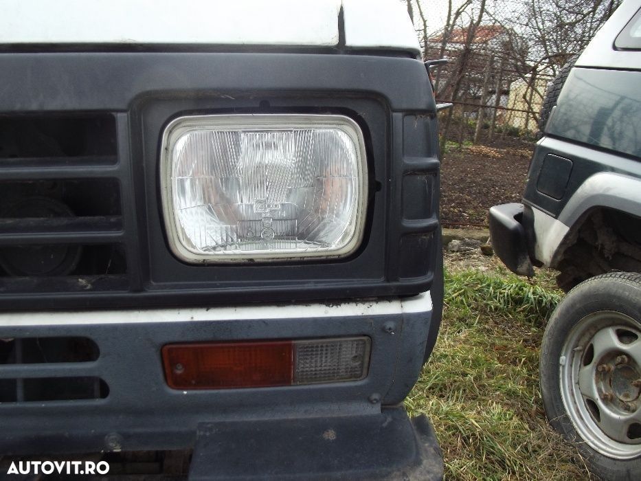 Far Nissan Patrol k160 k260 faruri nissan semnalizari bara dezmembrez - 2
