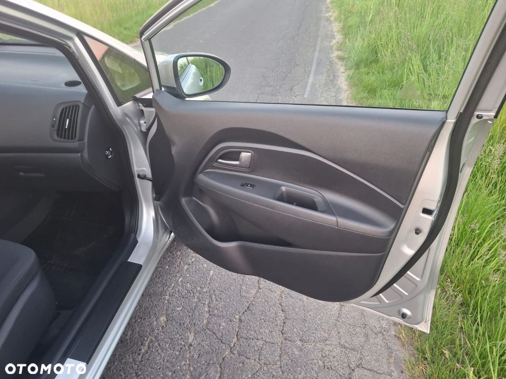Kia Rio 1.2 ISG Dream Team Edition - 23