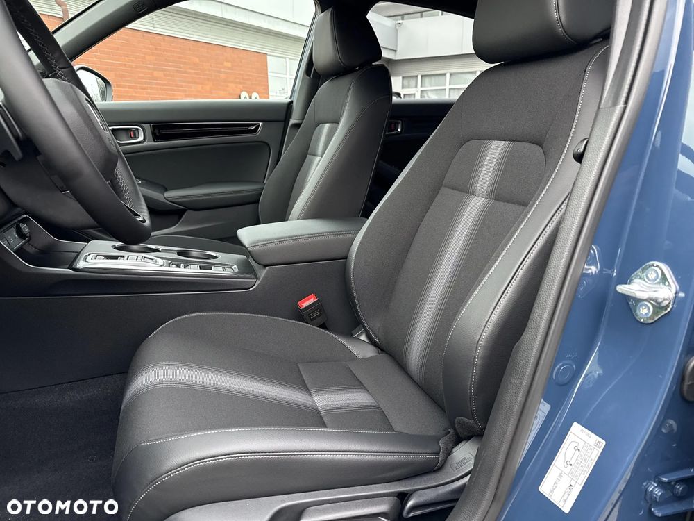 Honda Civic 2.0 i-MMD Sport CVT - 17