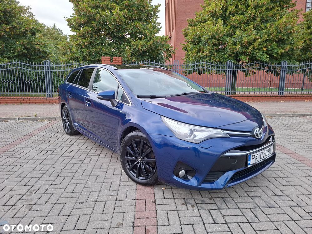 Toyota Avensis 2.0 Prestige MS - 10
