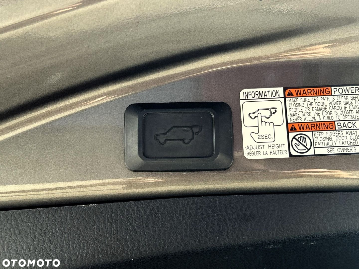 Toyota RAV4 - 23