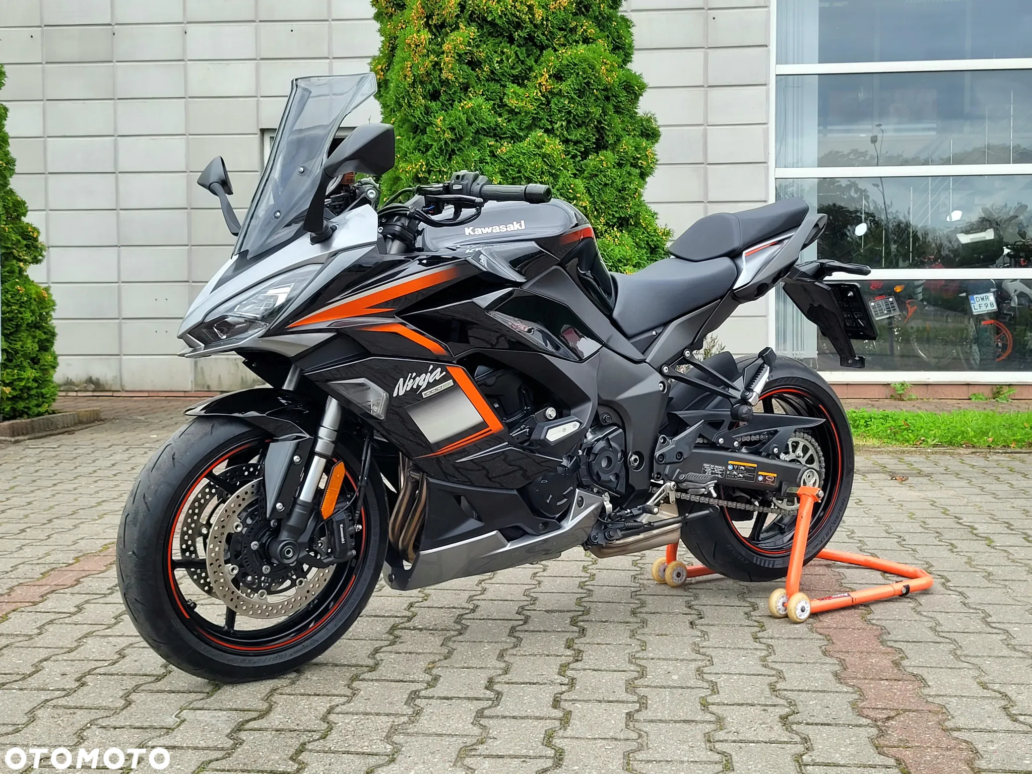 Kawasaki Ninja 1000 SX - 10