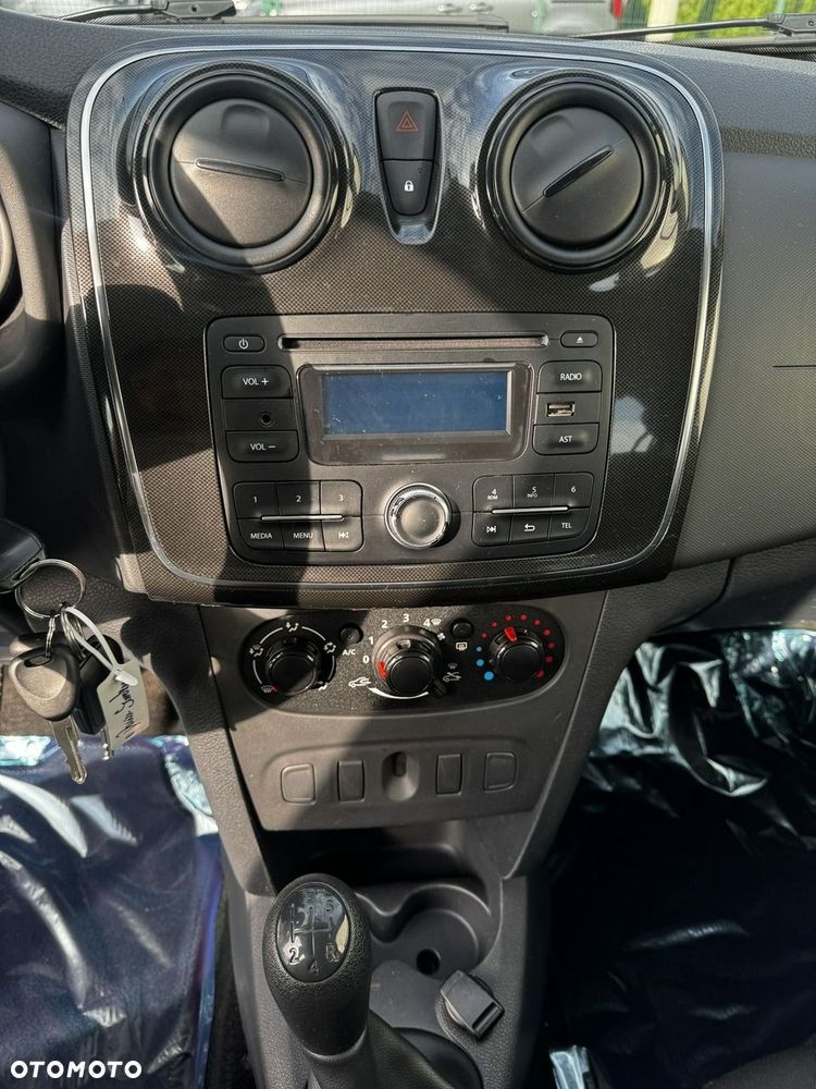 Dacia Sandero - 16