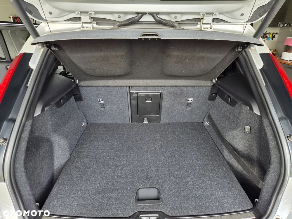 Volvo XC 40 D3 Geartronic Inscription - 38
