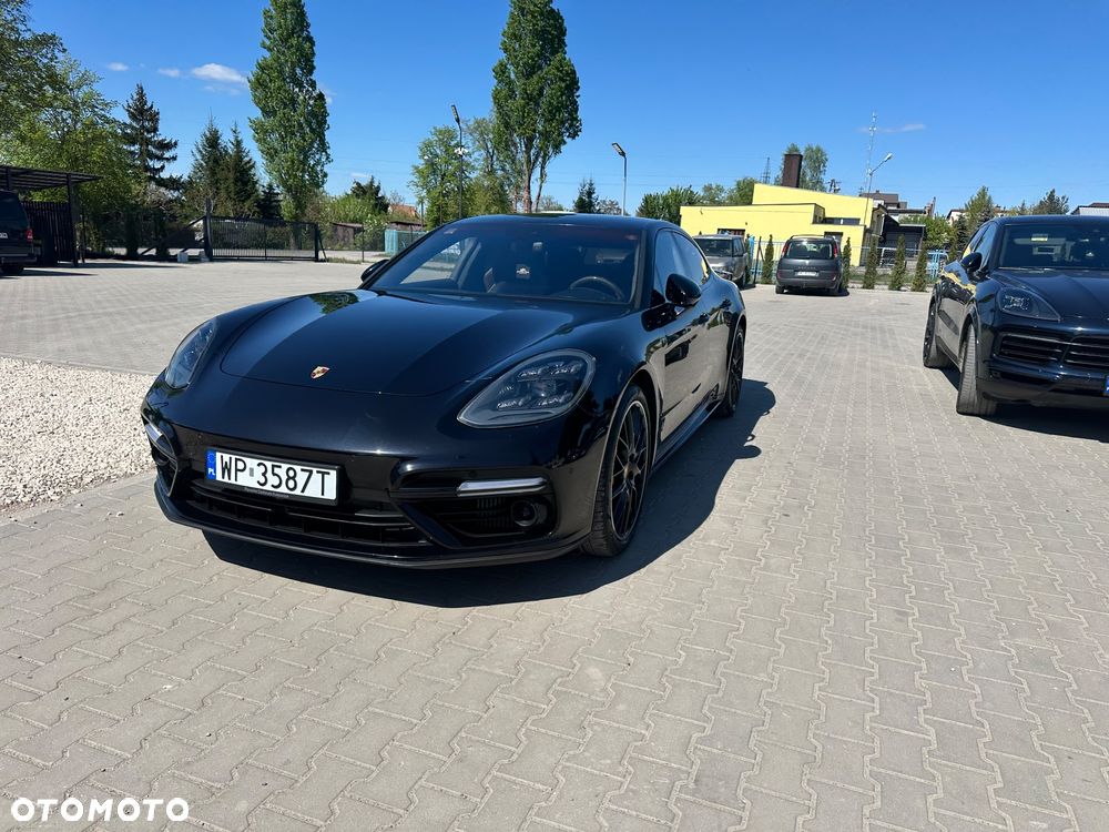 Porsche Panamera Turbo - 20