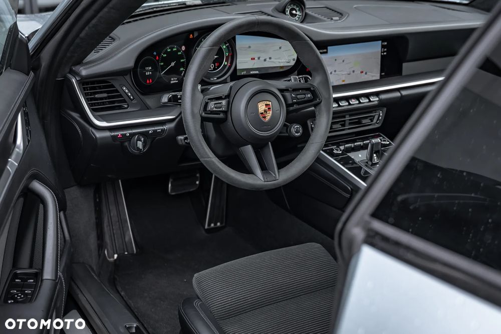 Porsche 911 Turbo S - 26