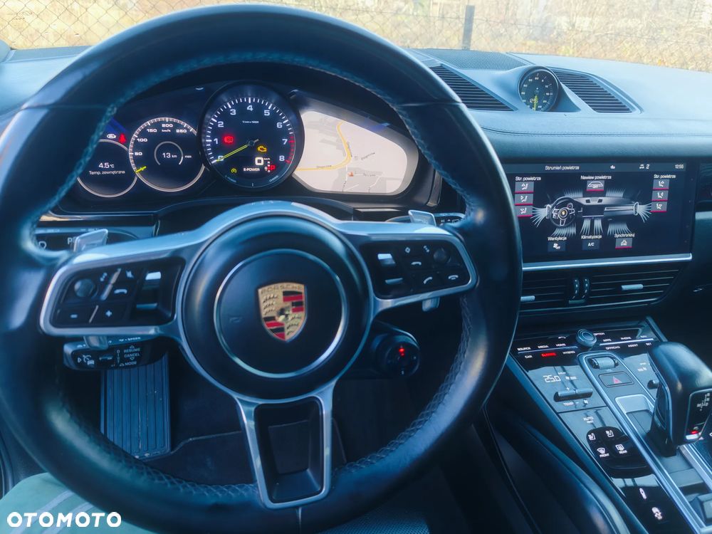 Porsche Cayenne E-Hybrid - 12