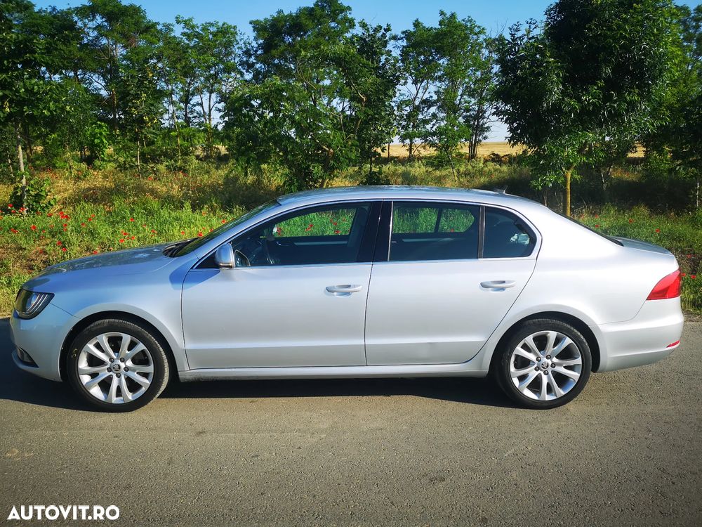 Skoda Superb 2.0 TDI Ambition - 3
