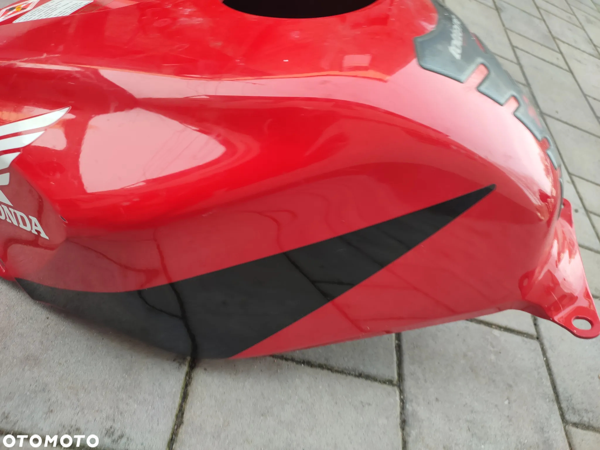 Nakładka na bak, osłona baku Honda CBR 600RR - 15