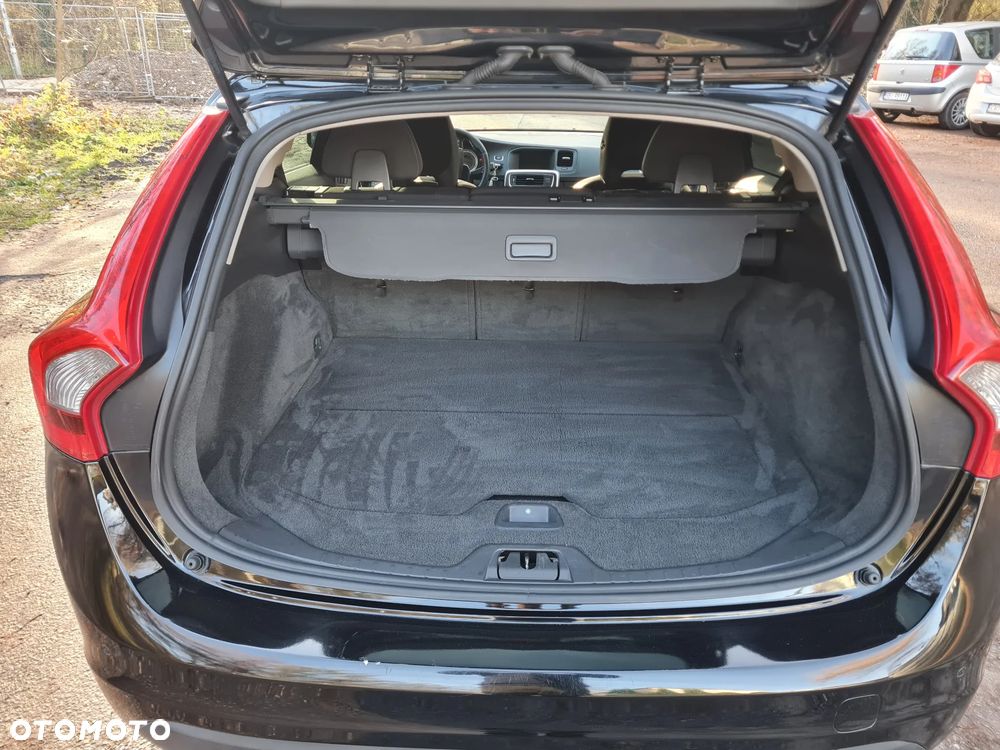 Volvo V60 D3 Summum - 9