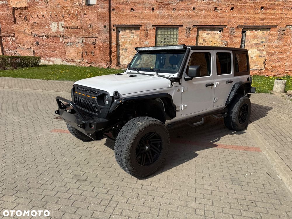 Jeep Wrangler - 7