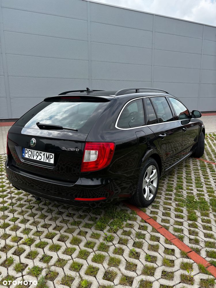 Skoda Superb 2.0 TDI DSG Active - 4
