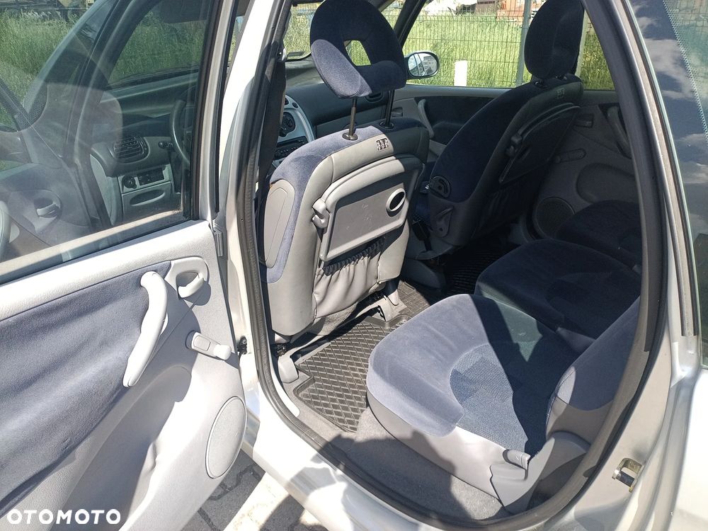 Citroën Xsara Picasso 1.6 HDI SX - 7