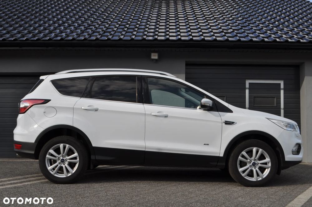 Ford Kuga 2.0 TDCi 4x4 Titanium - 24