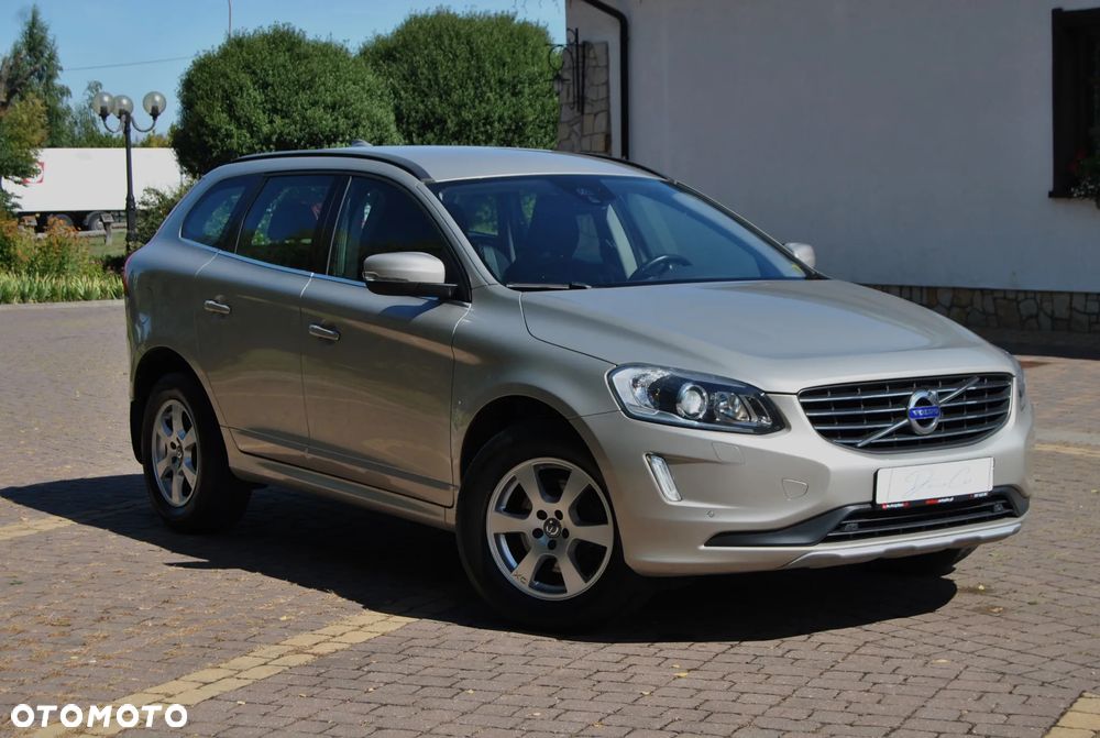 Volvo XC 60 D3 Geartronic Momentum - 2