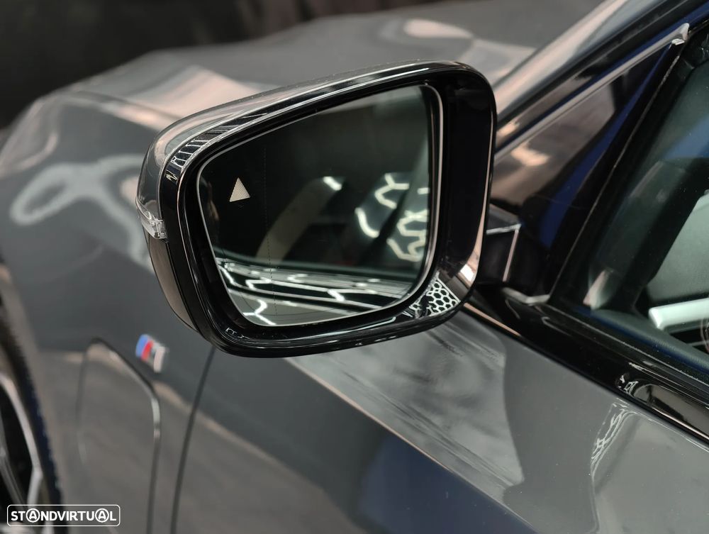 BMW 330 e Pack Desportivo M Pro Auto - 25