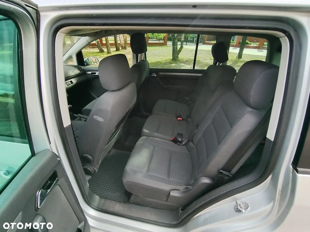 Volkswagen Touran 1.9 TDI - 11