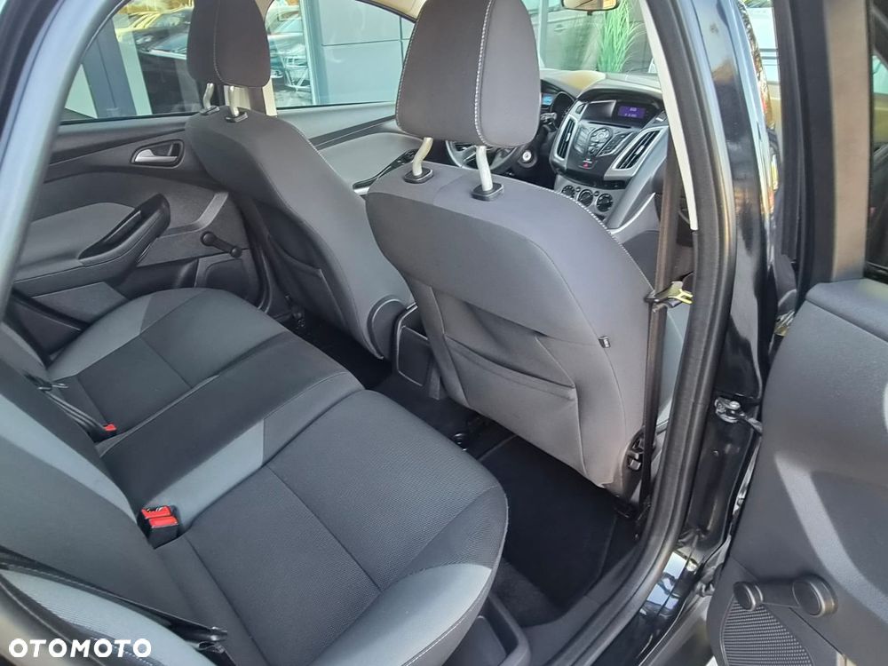 Ford Focus 1.6 TI-VCT Ambiente - 25