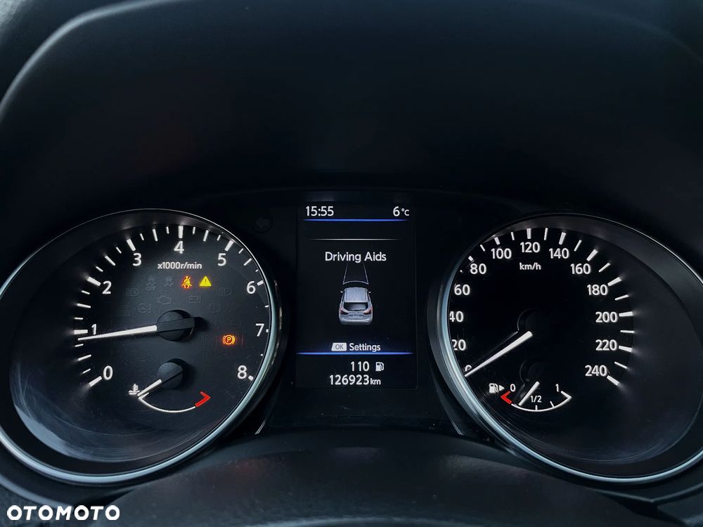 Nissan Qashqai 1.3 DIG-T N-CONNECTA - 22