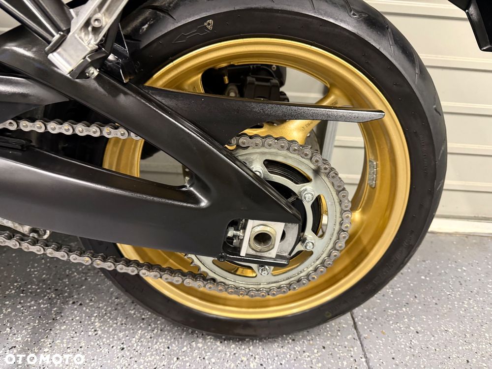 Yamaha FZ8 - 14